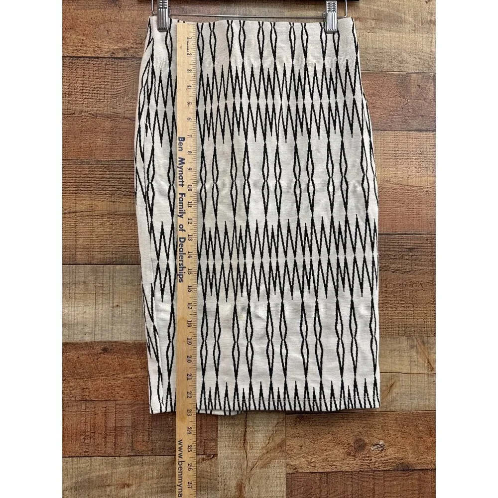 Zara Textured Midi Pencil Skirt Black & White Size Small